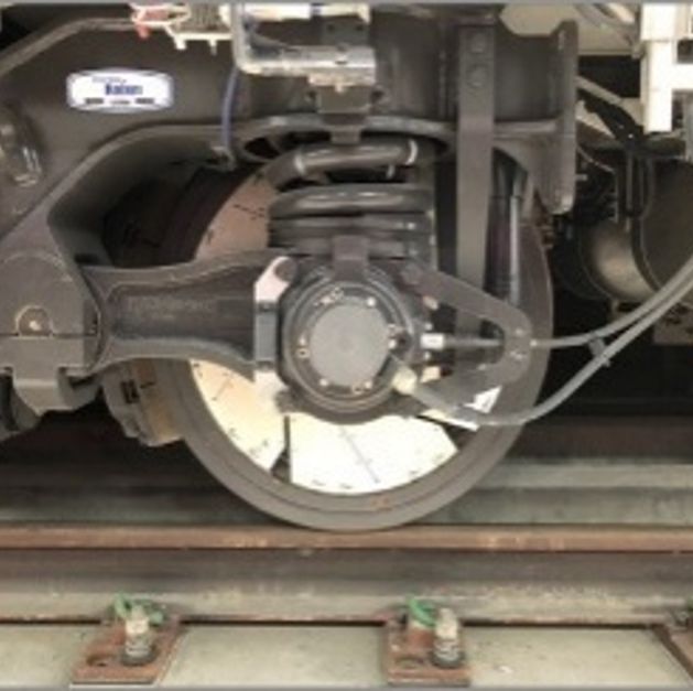 Rail bogie wheel assembly